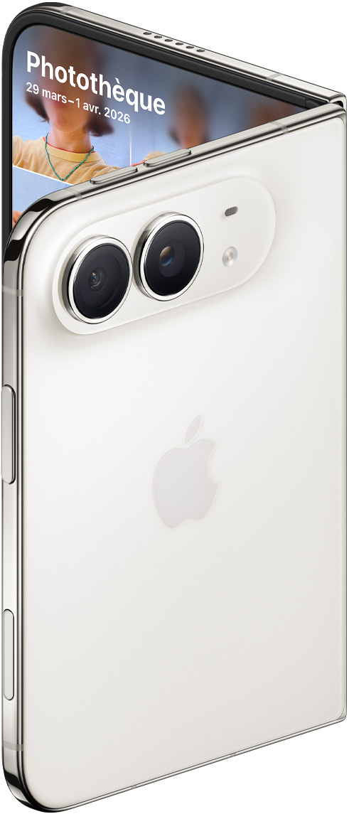 iPhone Duo, couleur blanc stellaire, légèrement ouvert, face arrière externe, deux caméras arrière Fusion 48 Mpx dans le coin supérieur, deux objectifs, microphone, flash