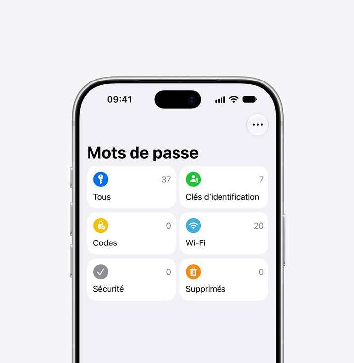 iPhone 18 Pro, face avant, app Mots de passe affichée à l’écran