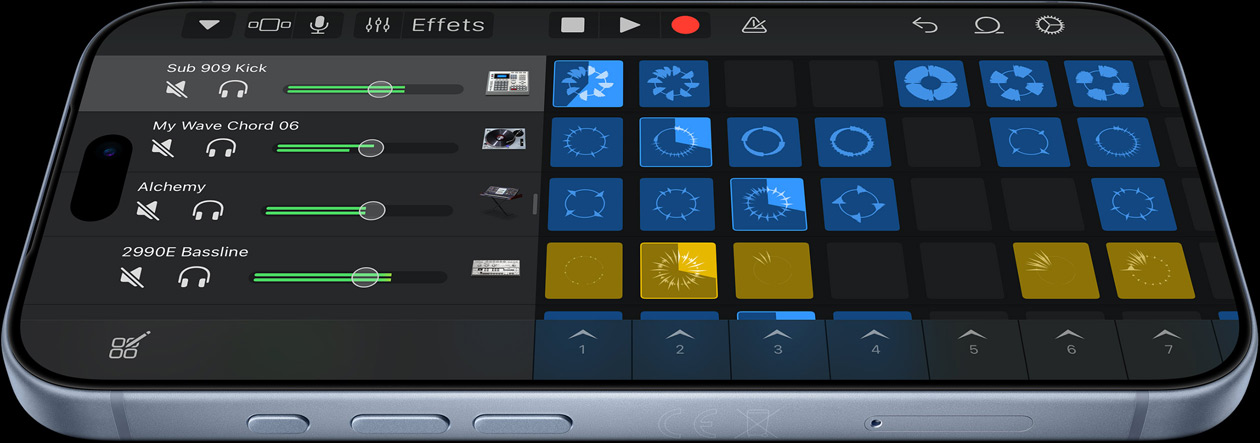 Un iPhone 18 Pro finition glacier présente l’interface utilisateur de l’app de production musicale Logic Pro