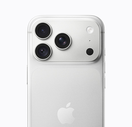 銀色 iPhone 17 Pro，展示機身背面