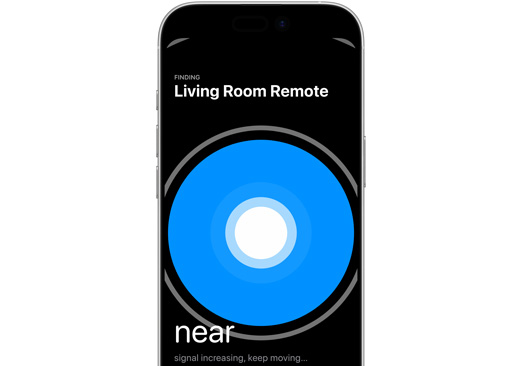 iPhone použitý k hledání Apple TV 4K Remote