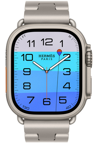 Apple Watch Hermès Ultra 4, Fathom and Wonder 아날로그 시계 페이스에 시, 분, 초침, 깊이 컴플리케이션이 표시되고, 짙은 파란색에서 옅은 파란색까지 농도 변화가 있는 바닷속을 헤엄쳐 올라오는 다이버가 보입니다. 내추럴 색상 티타늄 케이스, 오른쪽 옆면 외관에Digital Crown과 돌출된 측면 버튼이 보입니다. 그리 티탄 색상 Grand H Titane 밴드가 연결되어 있습니다. 배경은 바다 속 장면으로, 주황색 구명 부표가 파란색 바다 위에 떠 있고, 바다는 해저를 향해 점점 어두워지며, 두 마리의 연한 파란색 해마가 해저에서 주황색 Hermès 상자를 지키고 있는 모습이 보입니다.